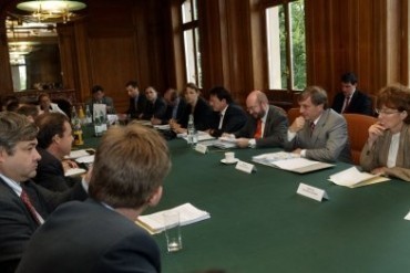 Le d&eacute;bat populistes / technocrates : quelle conception du peuple ?