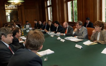 Le d&eacute;bat populistes / technocrates : quelle conception du peuple ?