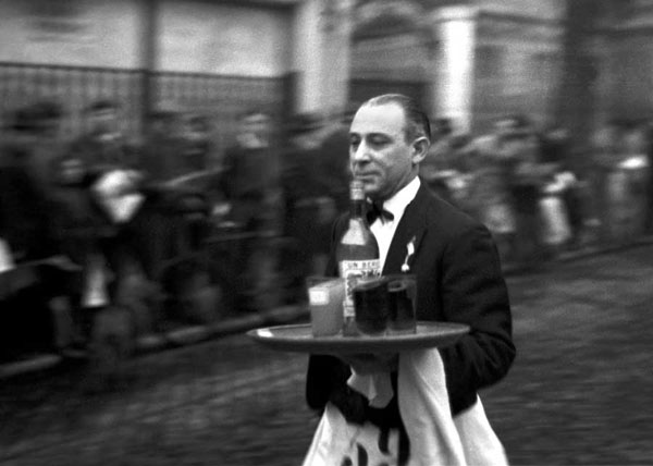 Sartre et le Gar&ccedil;on de Caf&eacute;